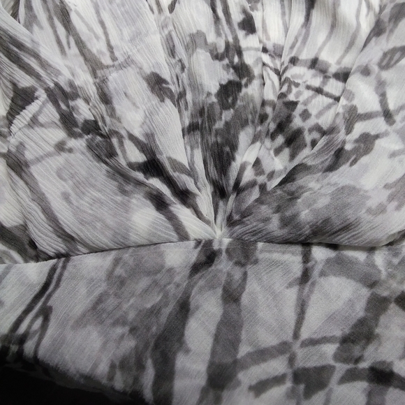 Rachel Roy SIGNATURE~💯% Silk Blouse - Picture 11 of 16